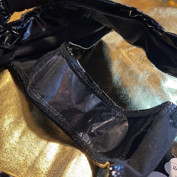 New Wet look high waisted bottoms - Picture 7 of 8